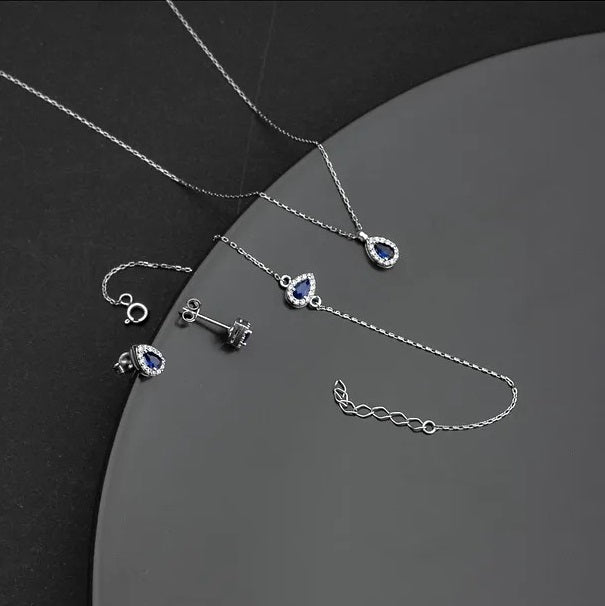 Yamama • Parure 3 pièces en Argent 925 Rodié – Goutte Saphir & Zircons